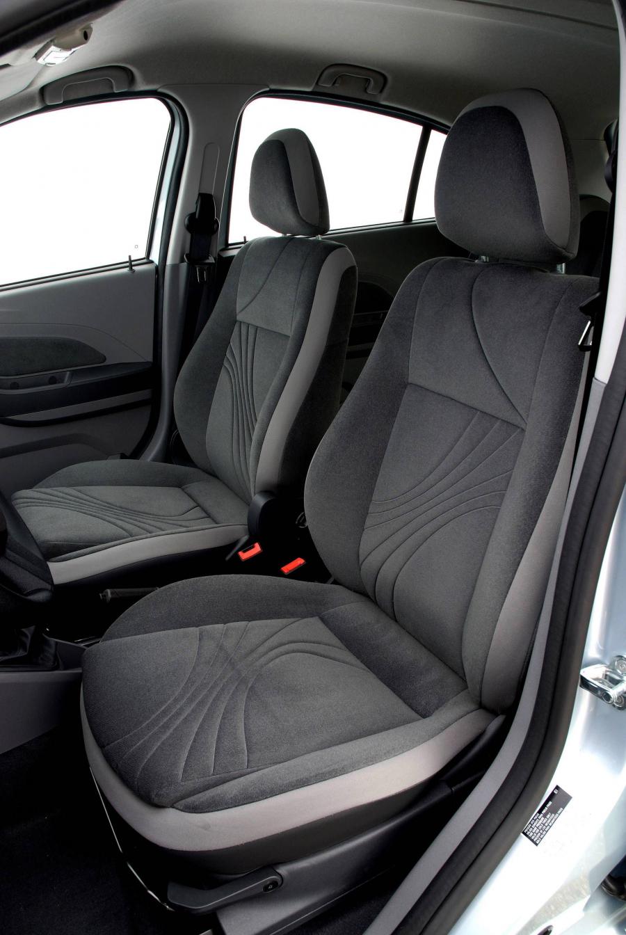  Chevrolet Agile 2010 года  (фото 18 из 32)